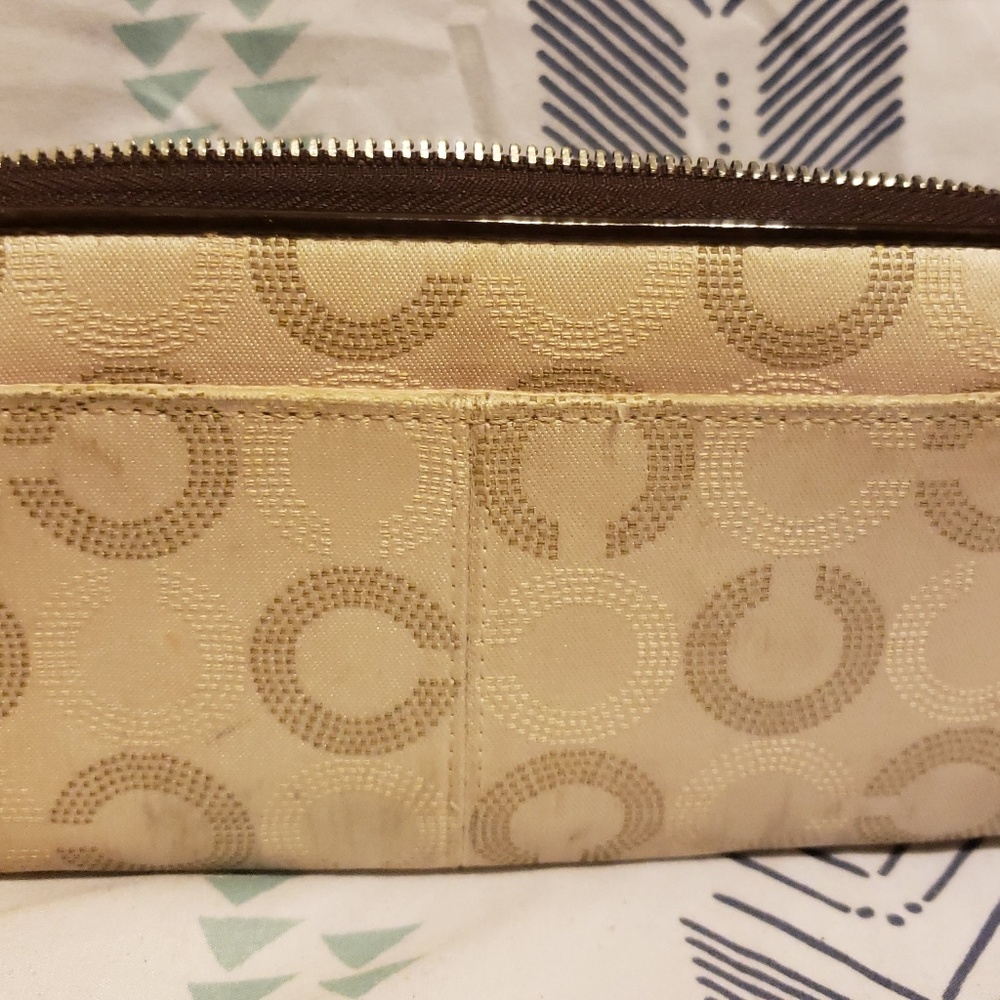 Wallet - Picture 3 of 3
